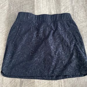 Womens ORVIS black floral golf skirt athletic skirt